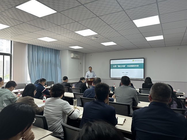 779bef48aeb3453fb9f82a33606c5f79.jpg IMG_0702.JPG