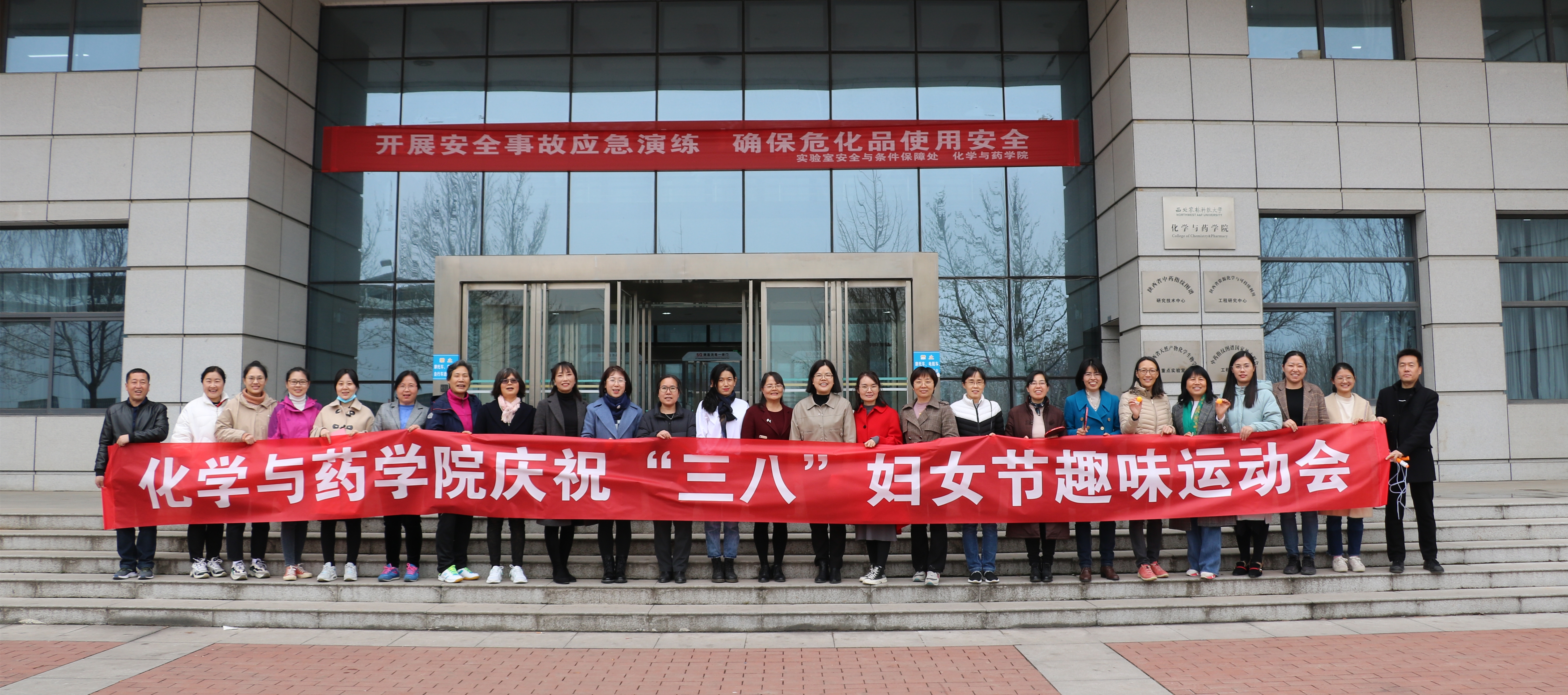 d4e404aee4d9412e8b5fb85b27a48fd4.jpg 2.jpg